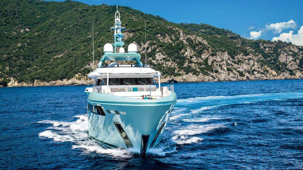 Crn Latona 50 M Front View 01