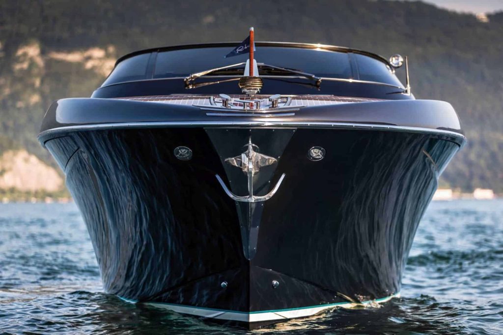 Riva Rivamare Bow View 01