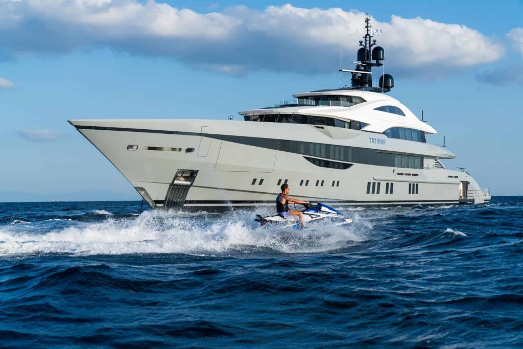 This is a photography of Bilgin 263 Tatiana at sea