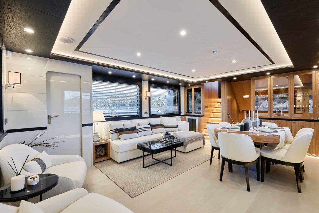 This is photo of a cabin at B77 exlorer Veronica
