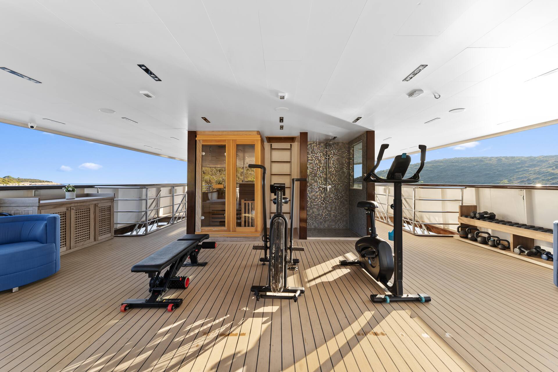 Gym, sauna and shower