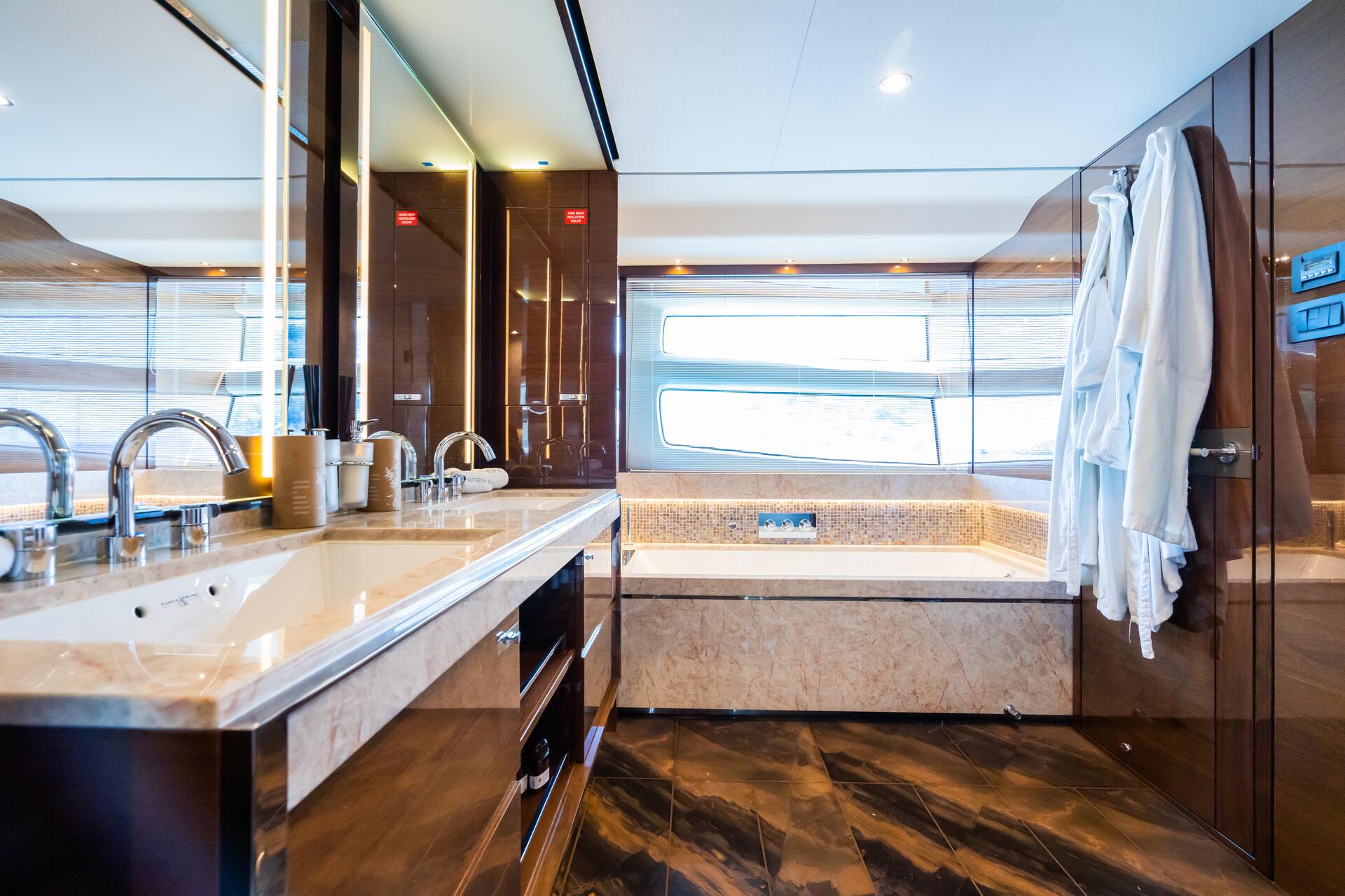 En suite&nbsp;