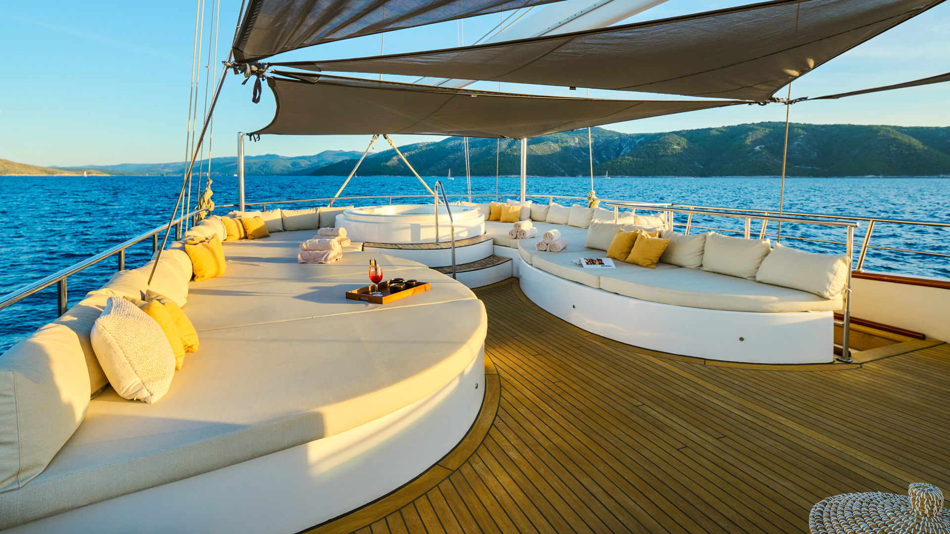 Sundeck lounge