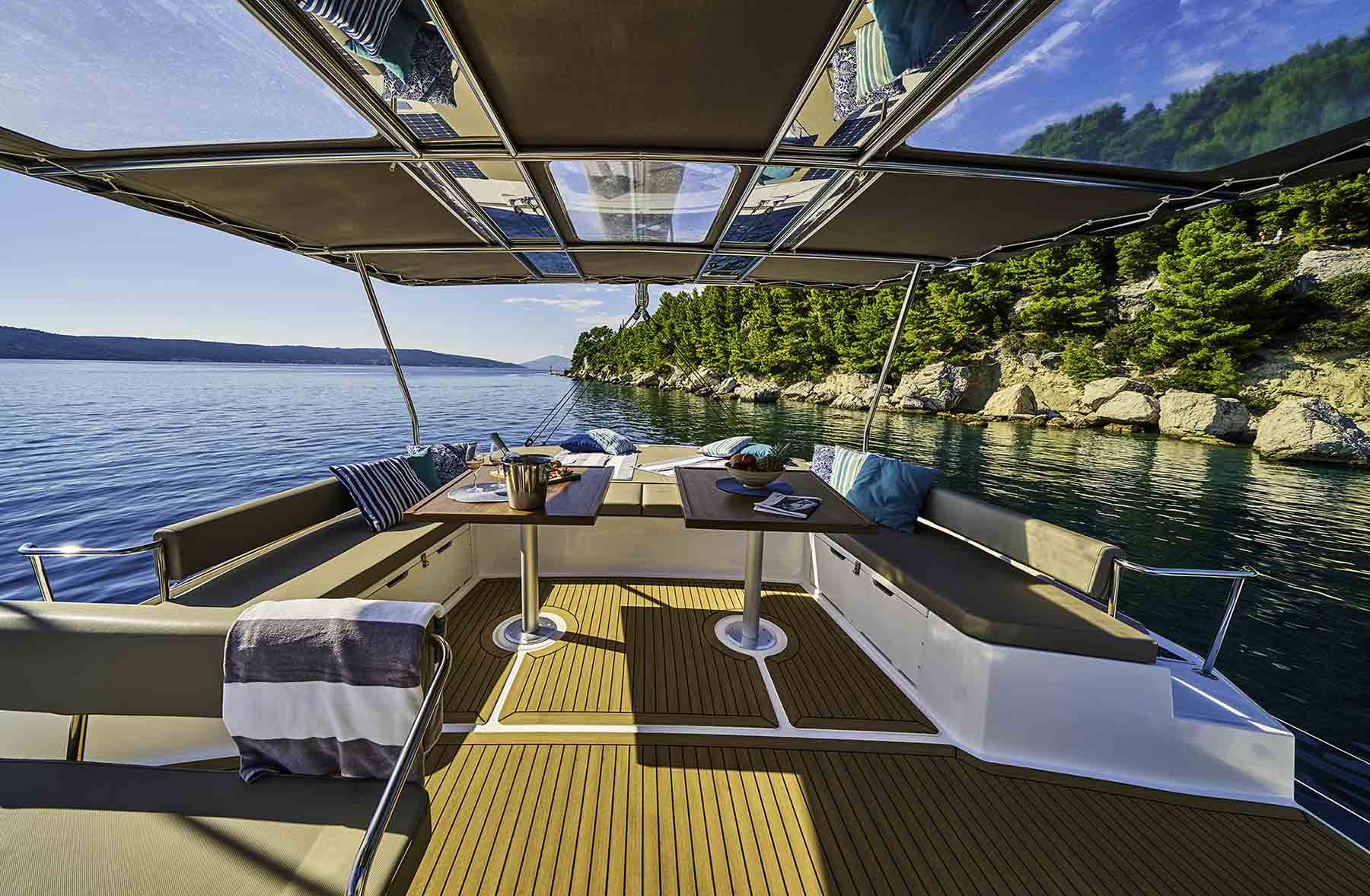 Flybridge table of the Bali 5.4 catamaran