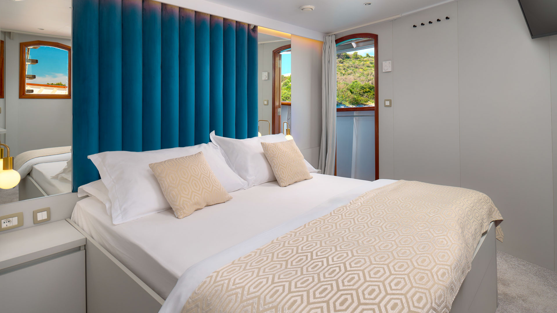 Bellezza double cabin