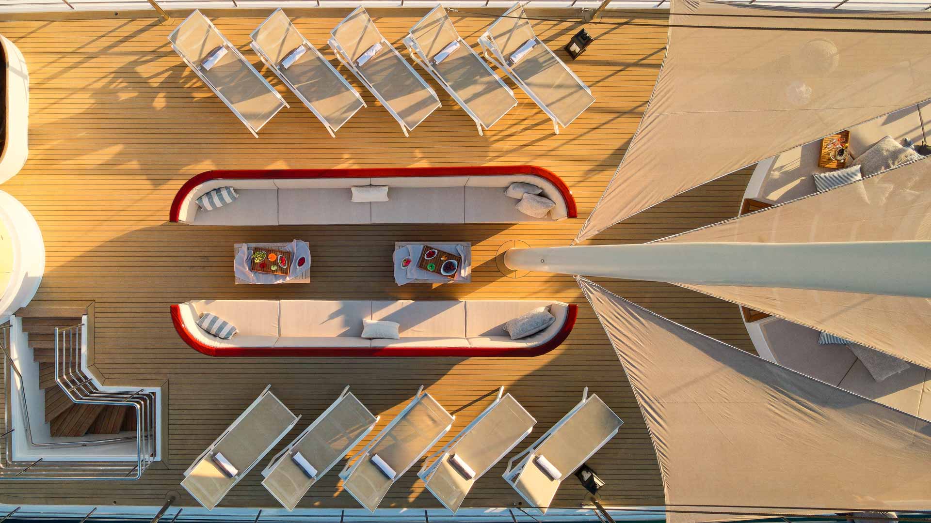 Bellezza sundeck