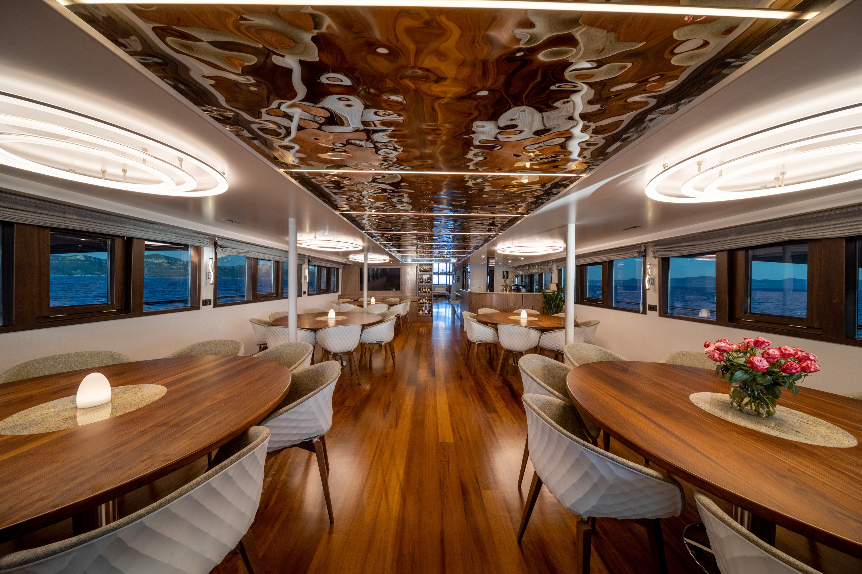 Olimp dining room