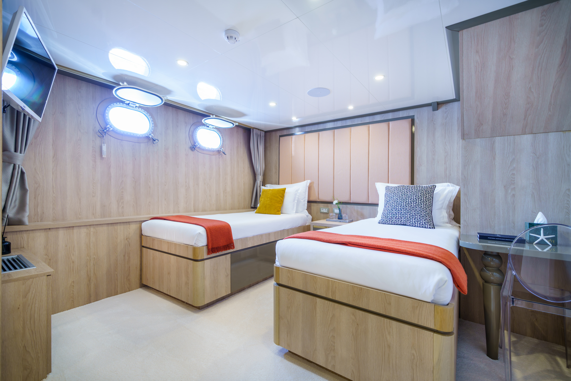 Twin stateroom