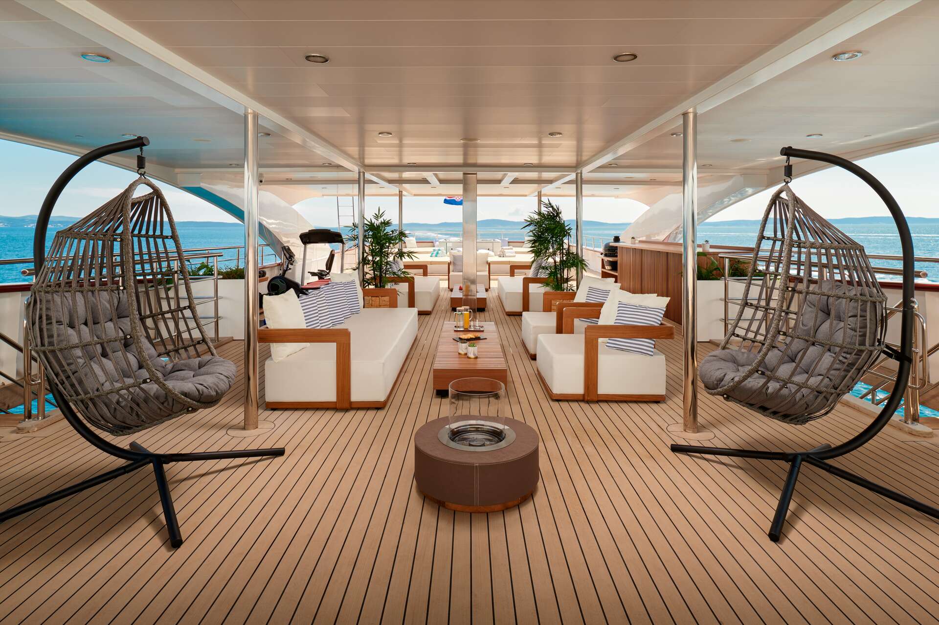 Sun deck