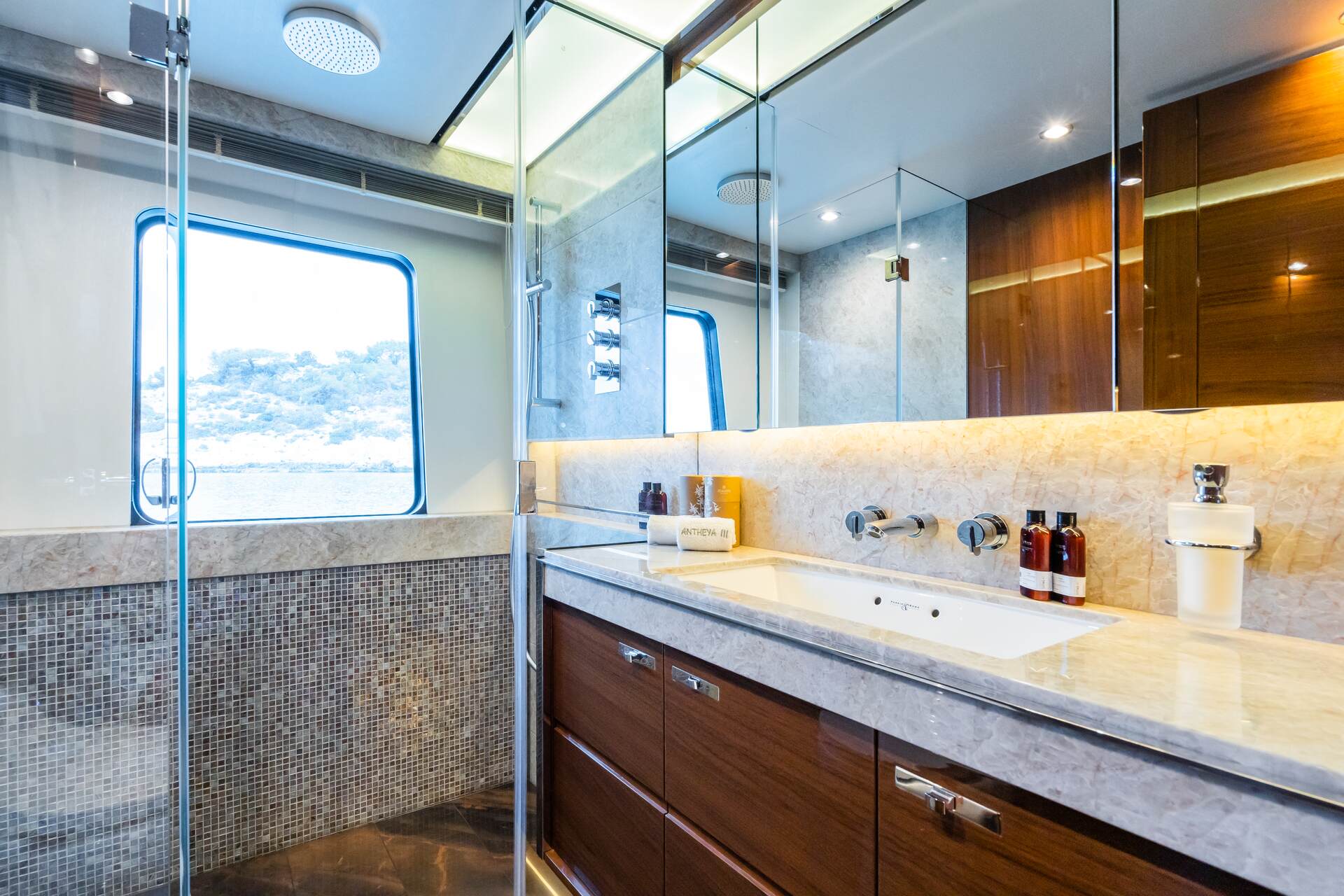 En suite&nbsp;