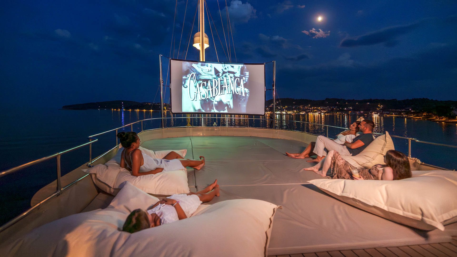 Sun deck cinema