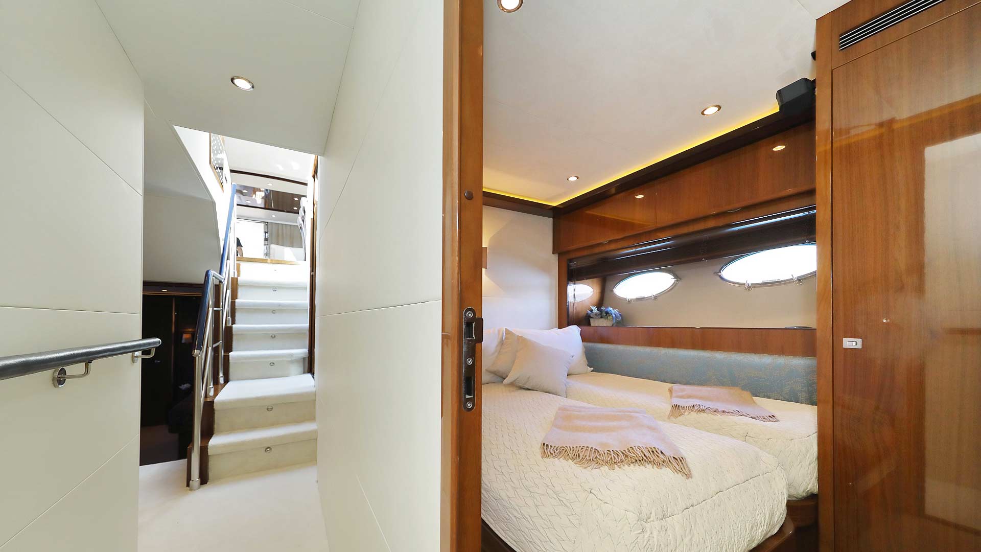 Convertible cabin