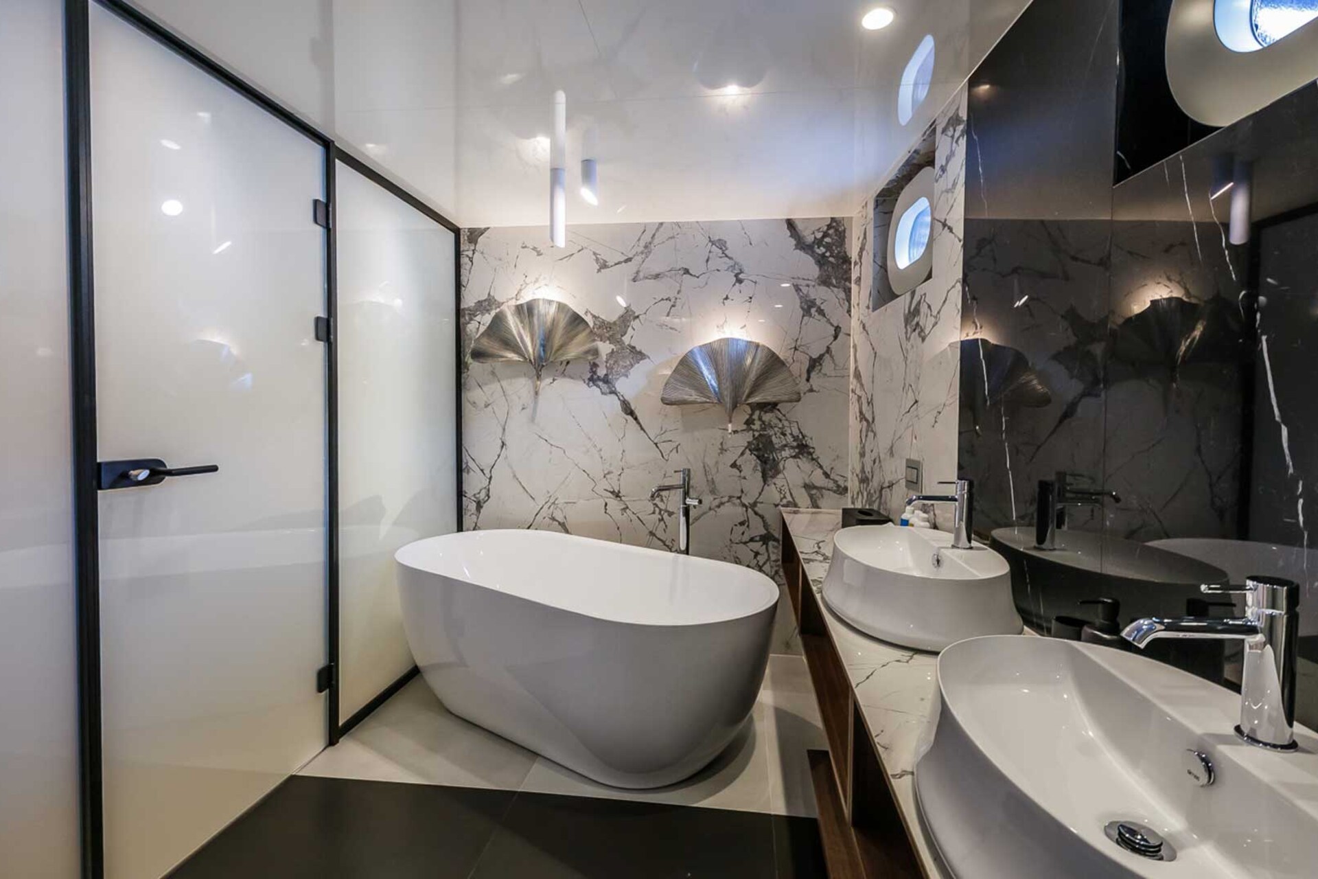 Ensuite