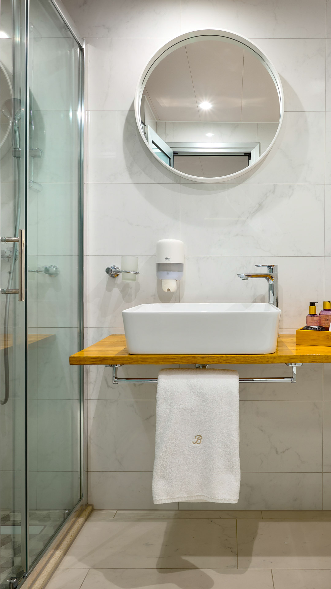 Bellezza bathroom with walk in shower