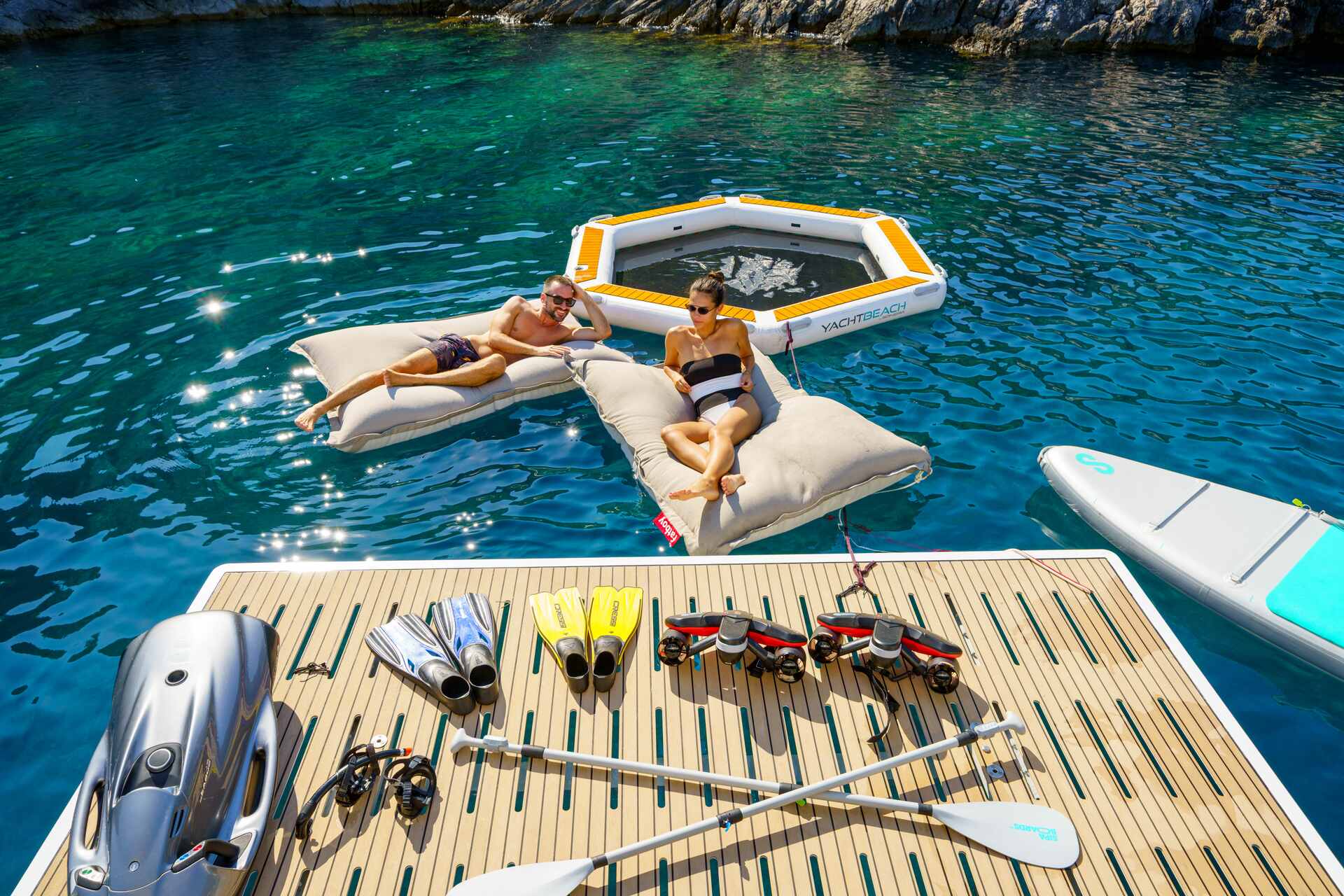 Farben water toys