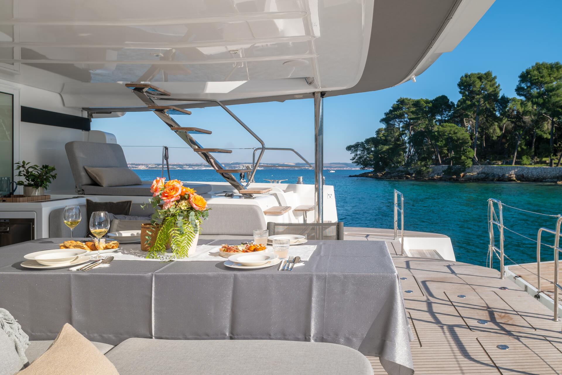 Al fresco dining&nbsp;