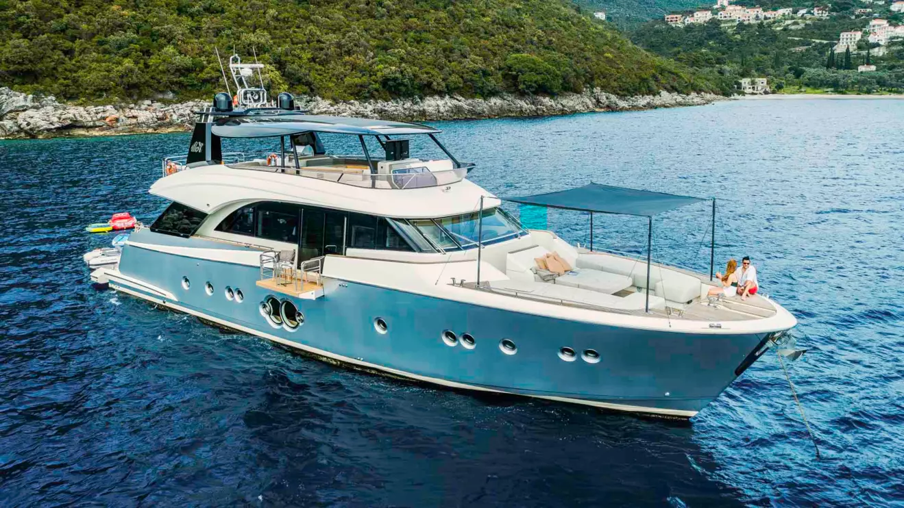 luxury yacht giorgio honeymoon yacht charter