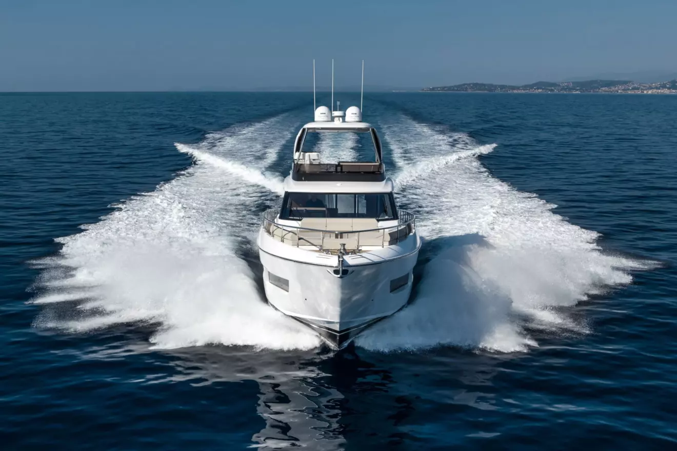 Ferretti 670 front view