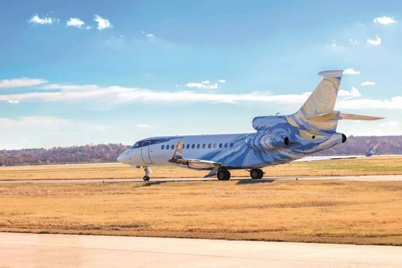 Falcon 7X 01