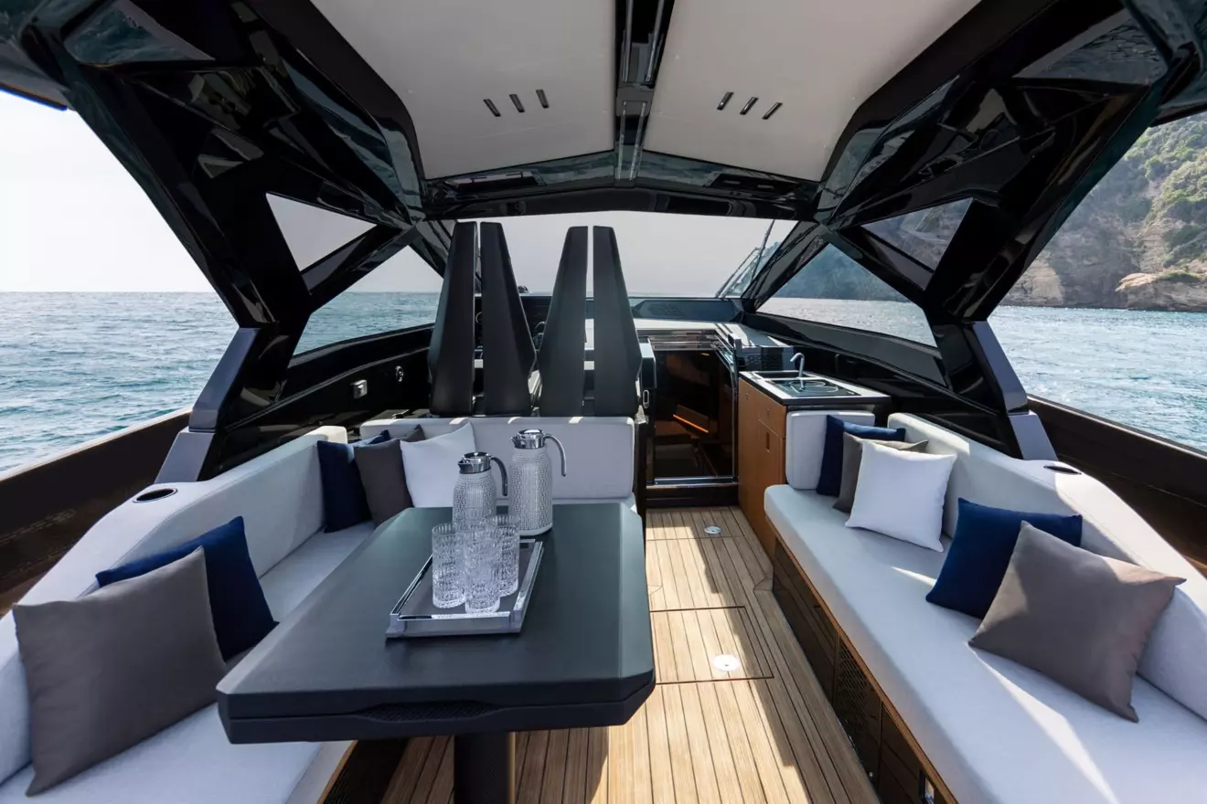 wallypower50-cockpit.jpg