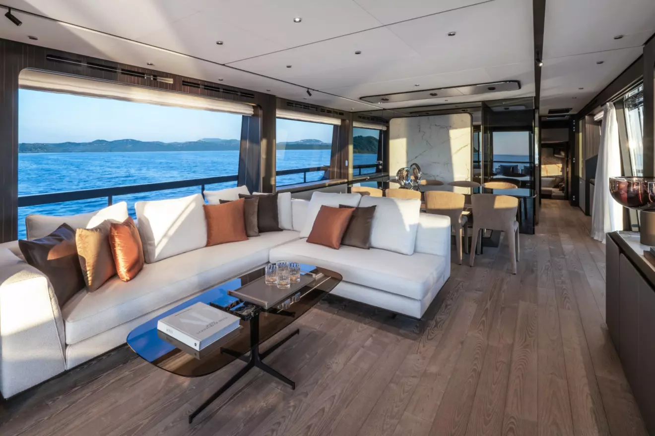 Ferretti Yachts 940-2.jpg