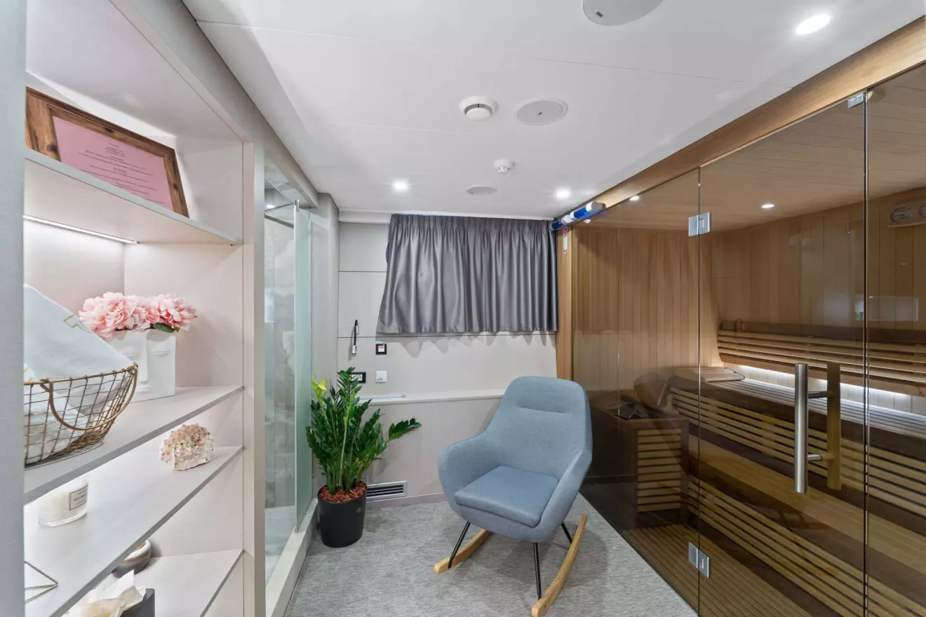 48. FREEDOM Sauna - Lower deck.jpg
