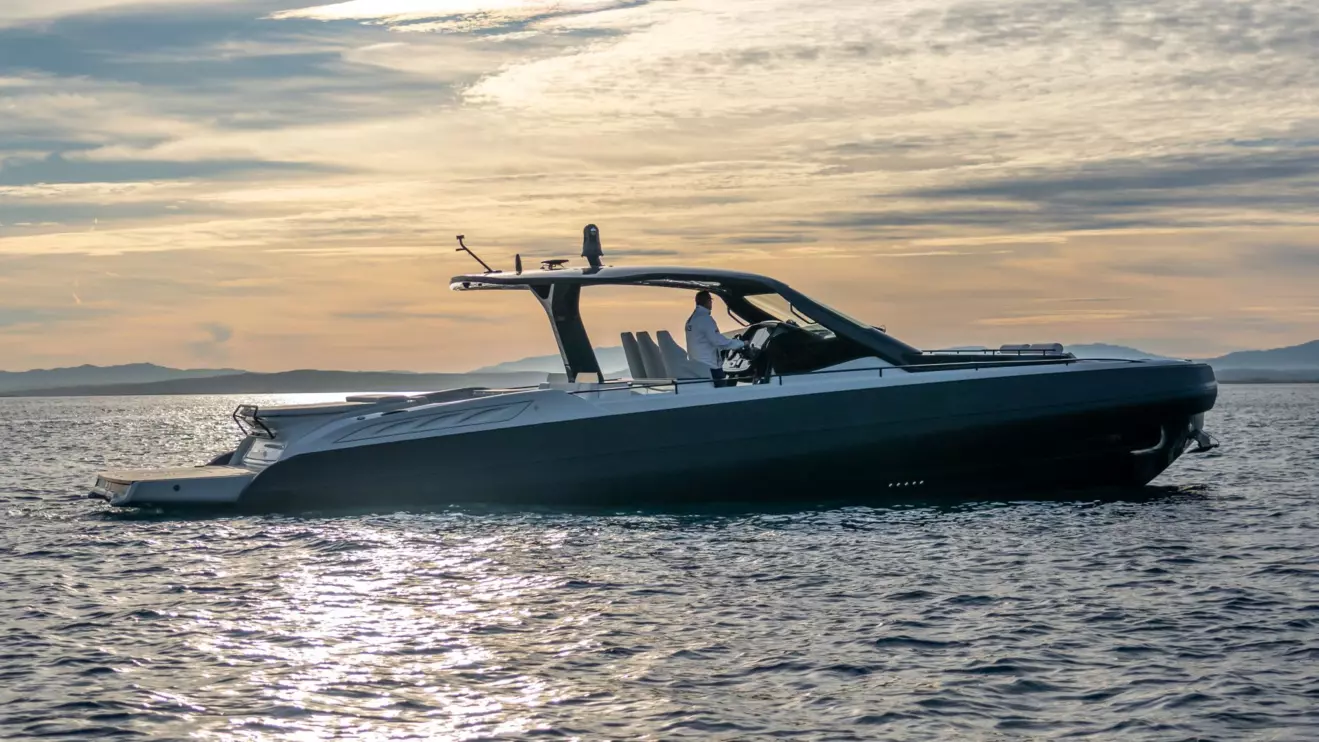 Maxi Rib SACS Rebel 47