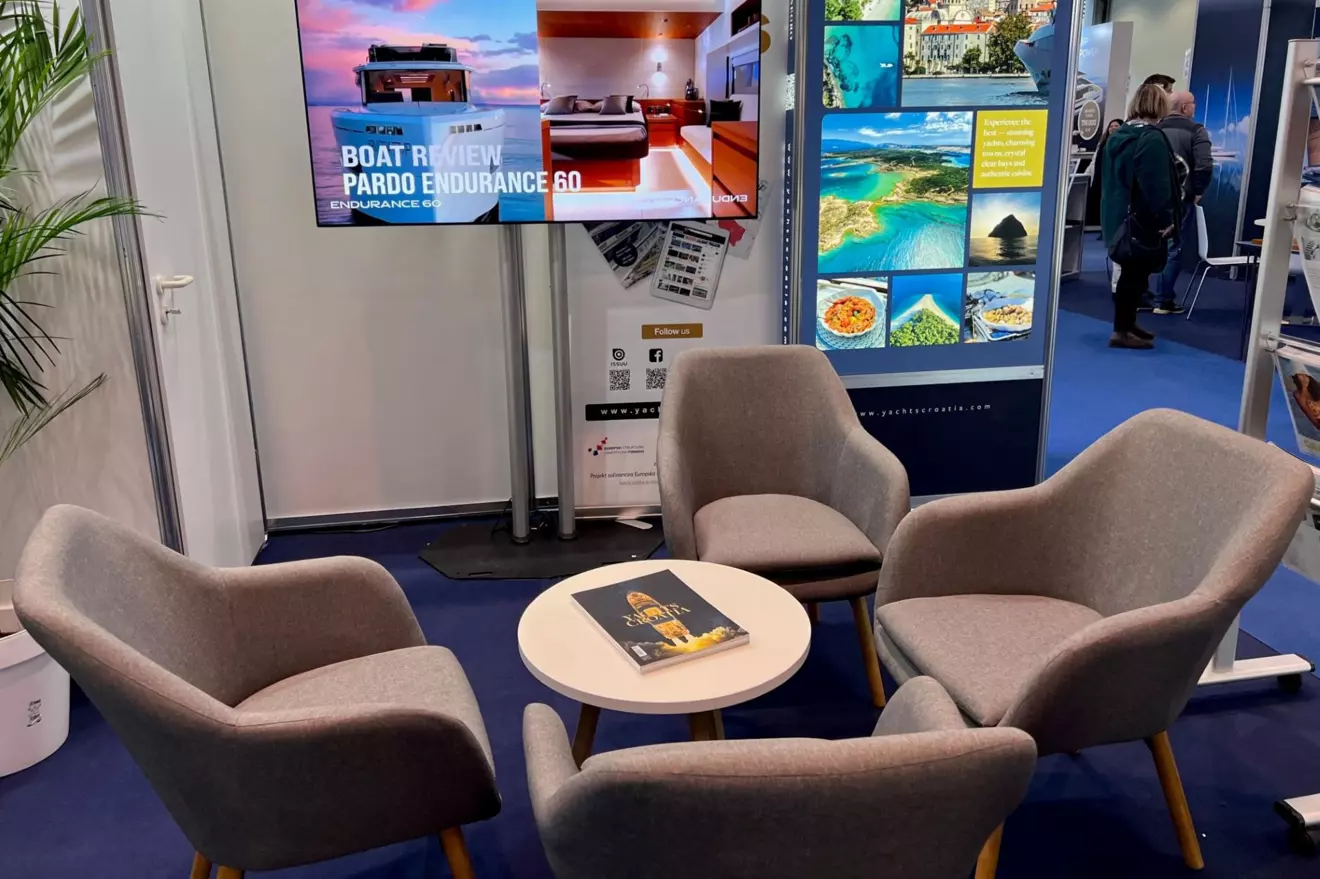 yachts-stand-boot-1.jpg