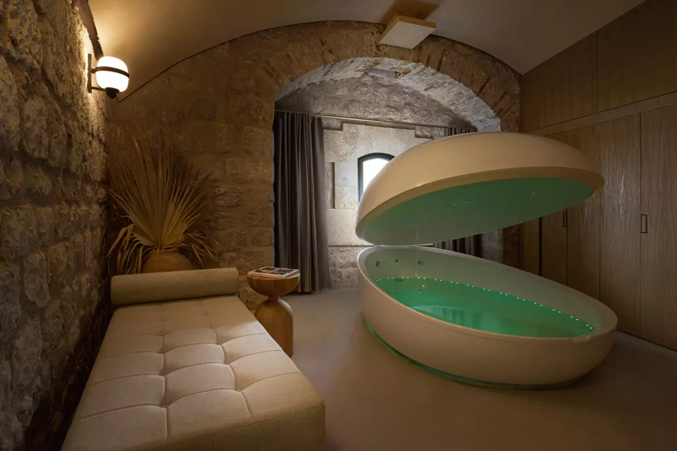 Mamula-Island-by-Banyan-Tree-Spa-Floating-Tank-02.jpg