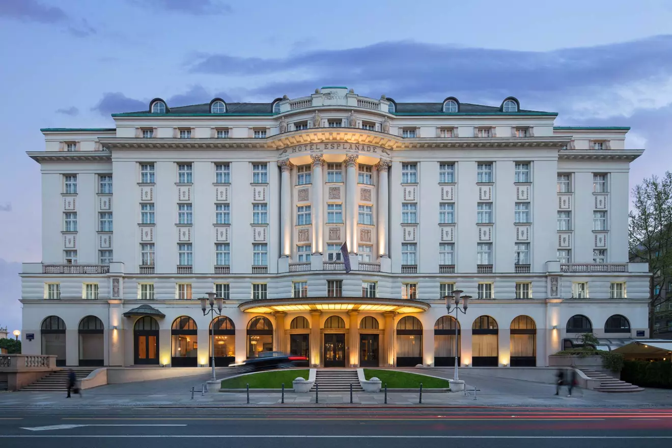 esplanade-zagreb-building-00.jpg