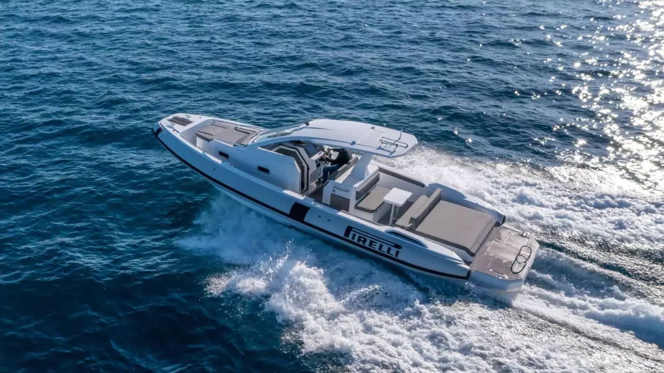Pirelli 35 Rib Running