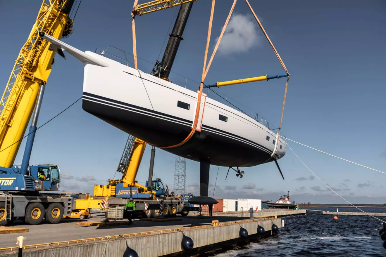 Swan 88 launch