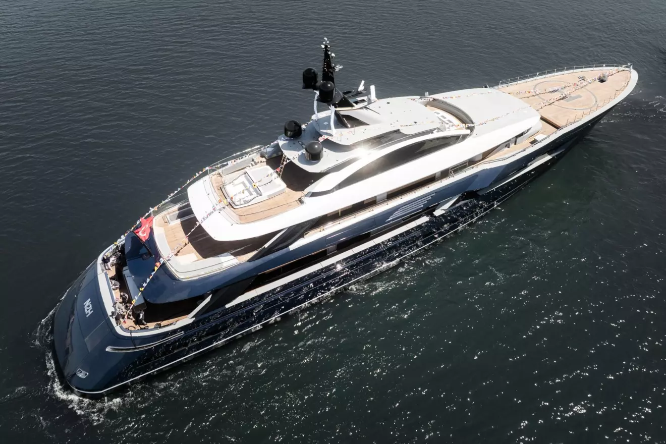 Turquoise 76m - aerial view.jpg