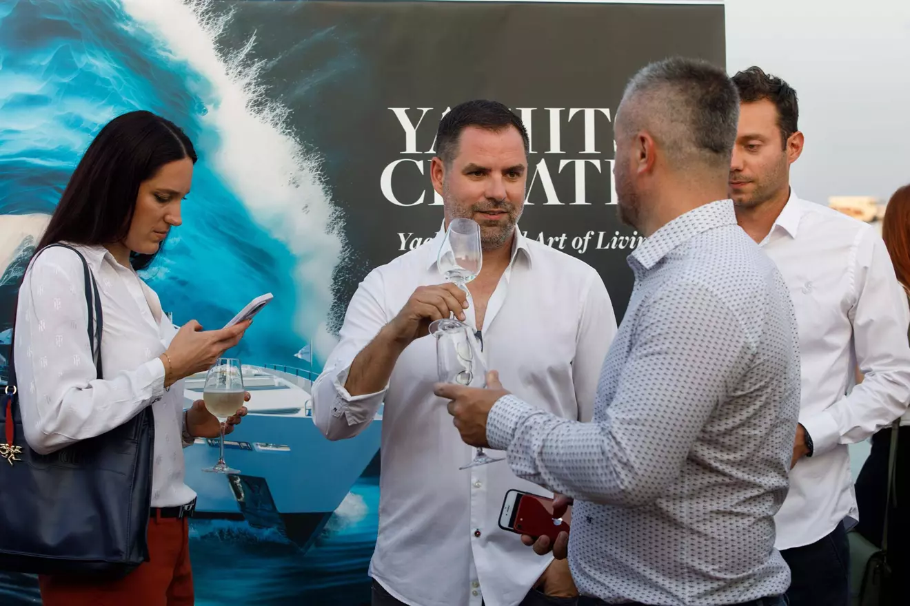 event-yachts-magazina-hotel-ambasador-15.jpg