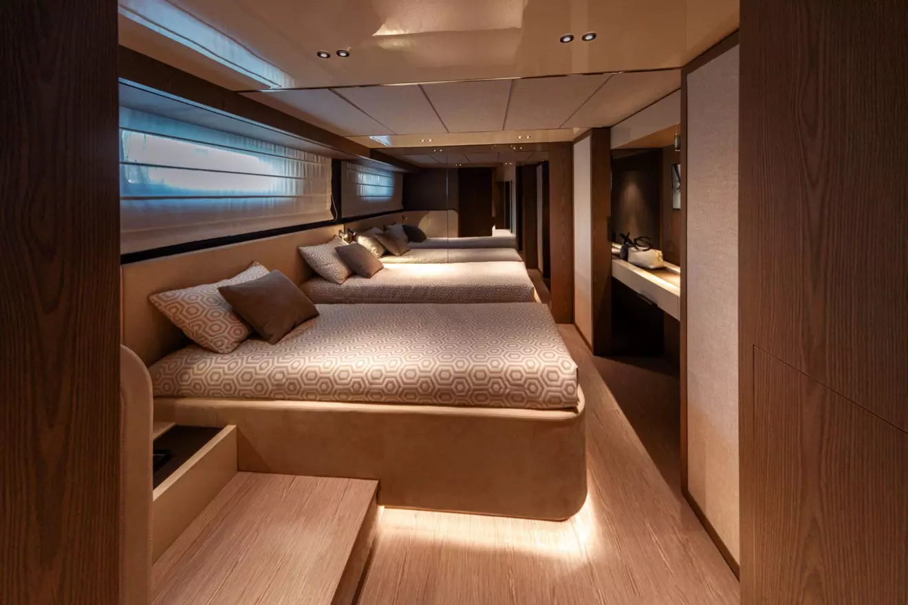 Invictus ST550 master cabin, luxurious bathroom, natural light, comfortable interior.