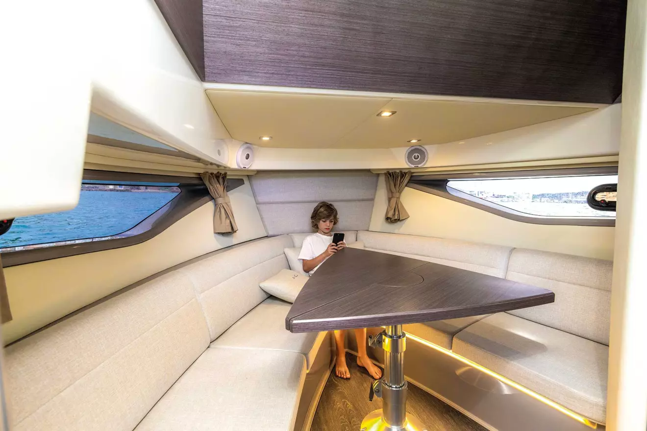 interior at new sea ray 320