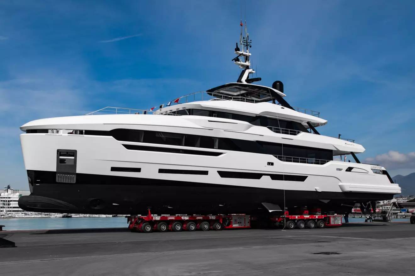 Baglietto-Varo-superyacht.jpg