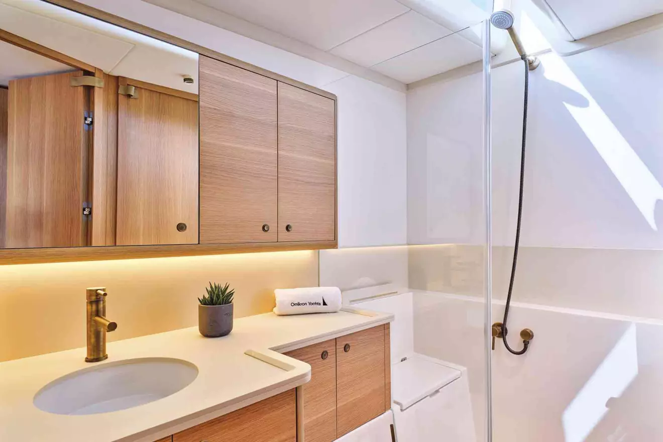 omikron-ot60-bathroom-00.jpg