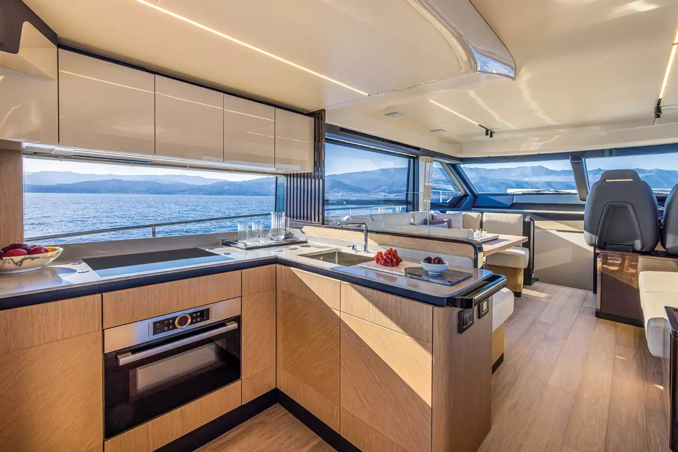 absolute-56-fly-galley-00.jpg