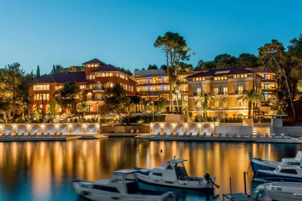 Čikat Bay Lošinj Alhambra