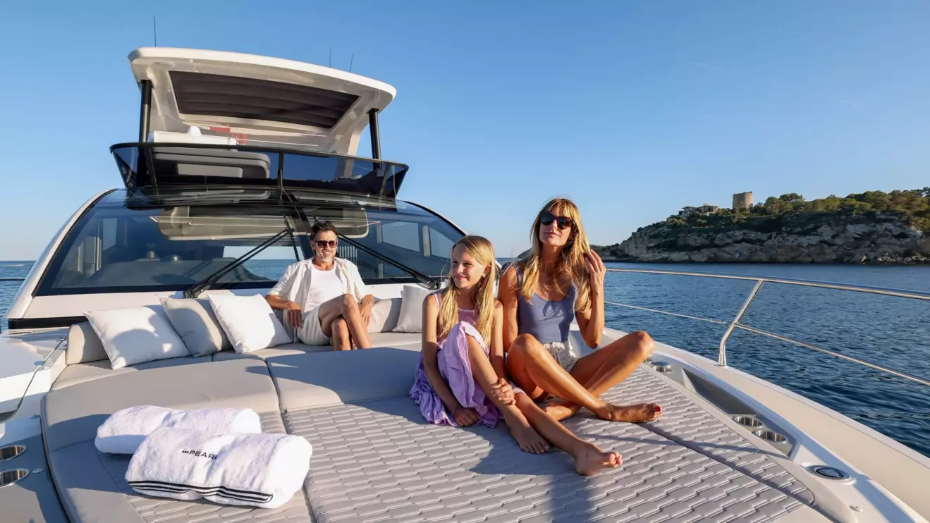 Pearl 63 - Lifestyle.jpg