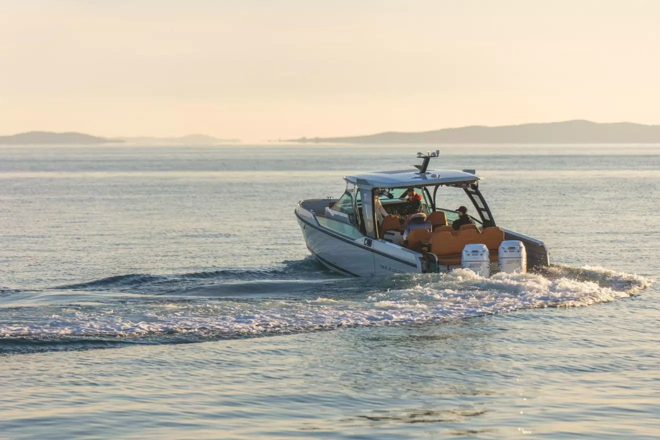 saxdor_yachts_cruising_02.jpg