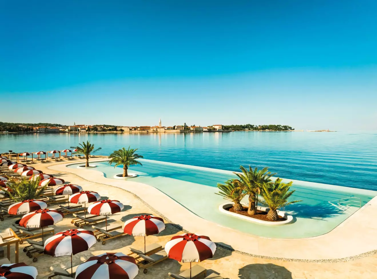 pical_resort__valamar_collection_infinity_pool_by_the_sea_5_1755694348 gg.jpg