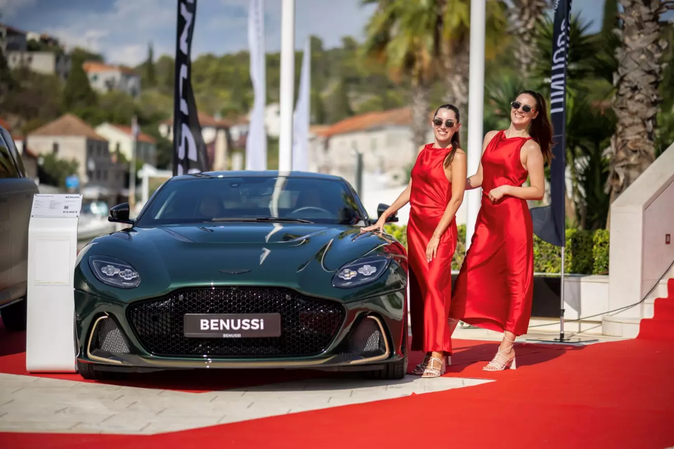 martinis-marchi-summer-party-benussi.jpg