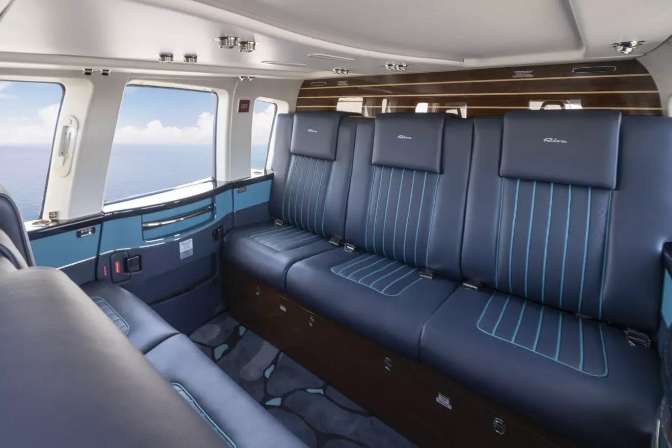 Flexjet Riva Volare helicopter_int_01.jpg