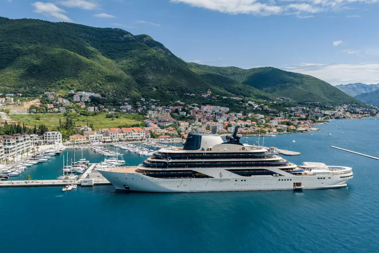 Four Seasons Yachts Portonovi Marina 2026 (1).jpg