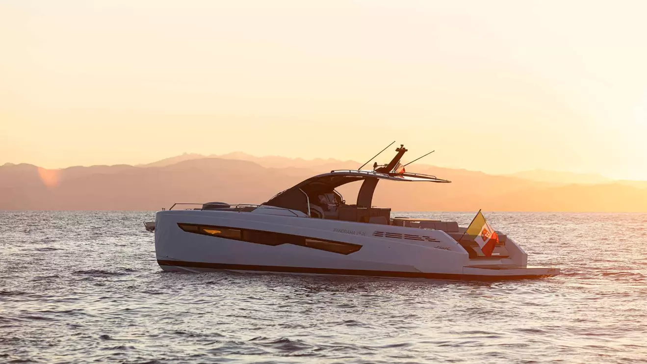 Fiart 43 Seawalker Panorama side view