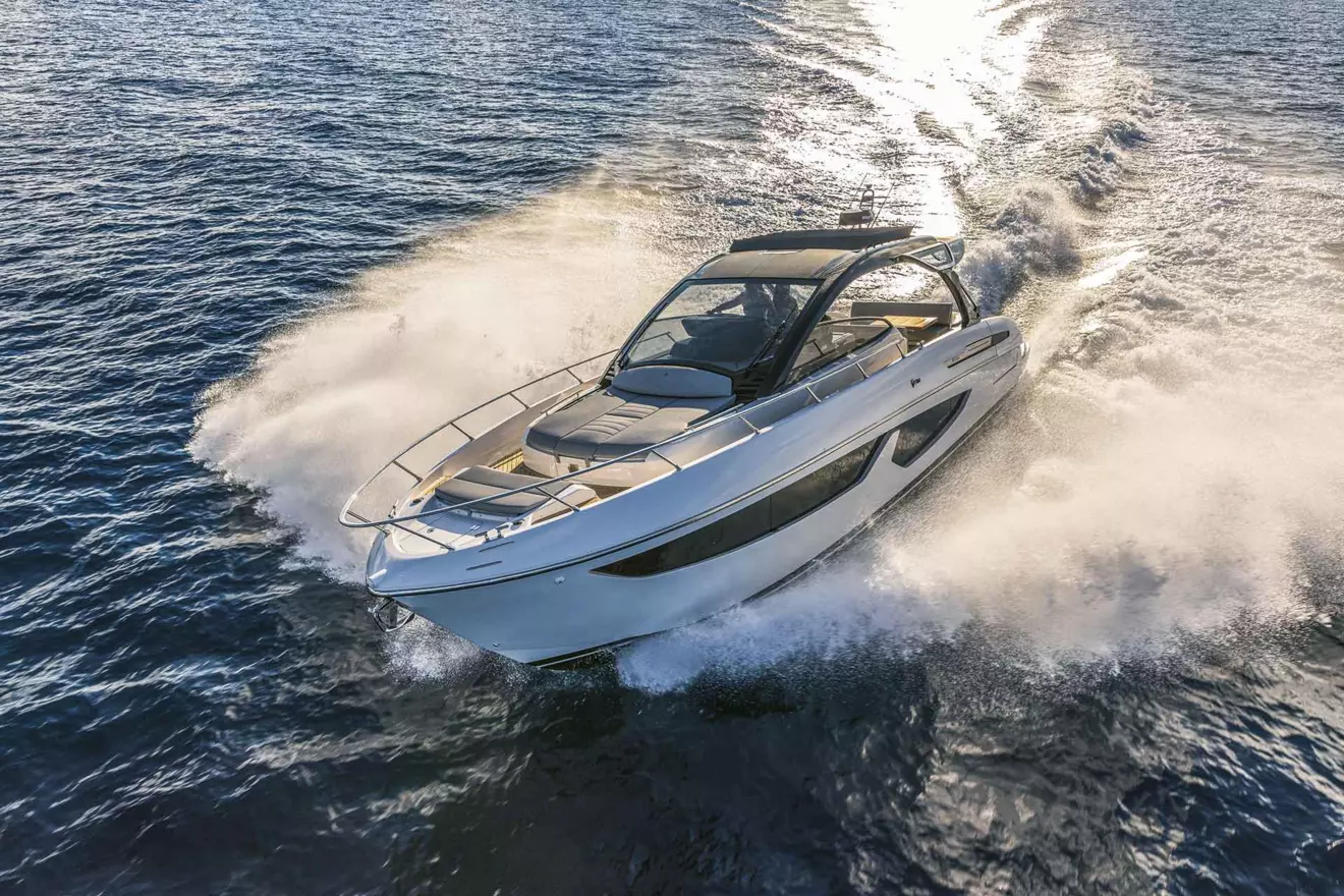 fim-440-regina-cruising.jpg