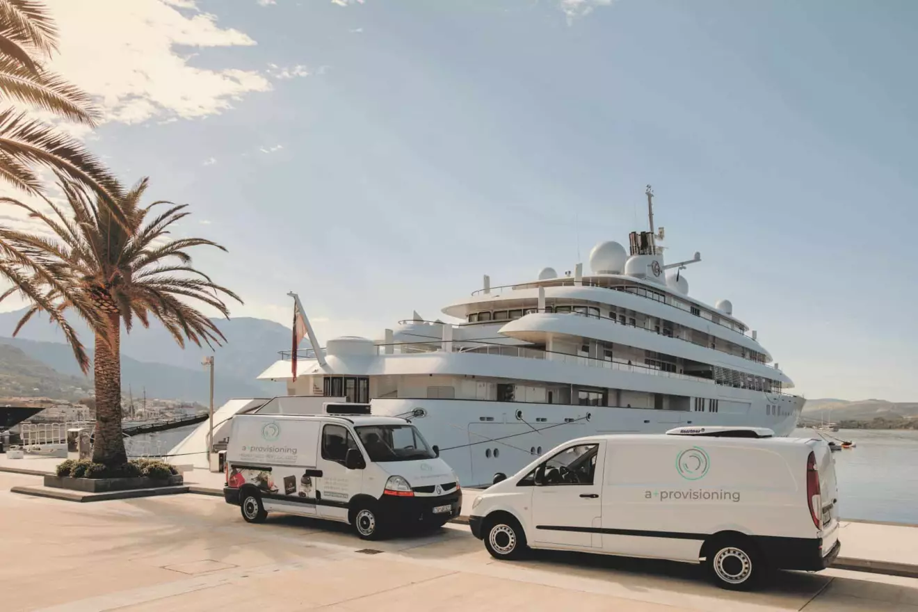 A-yachting-agency-27.jpg