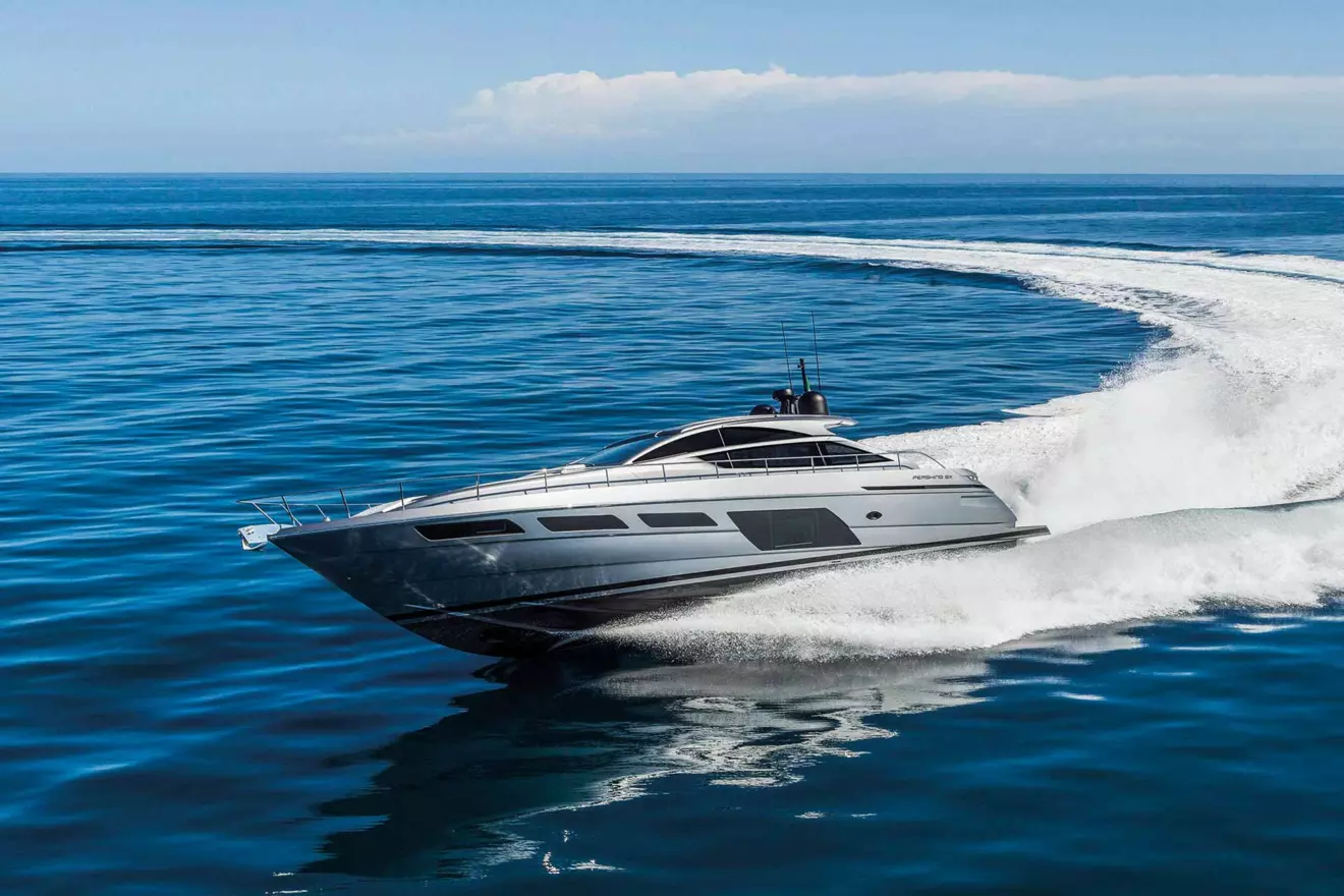 Pershing 6X motor yacht